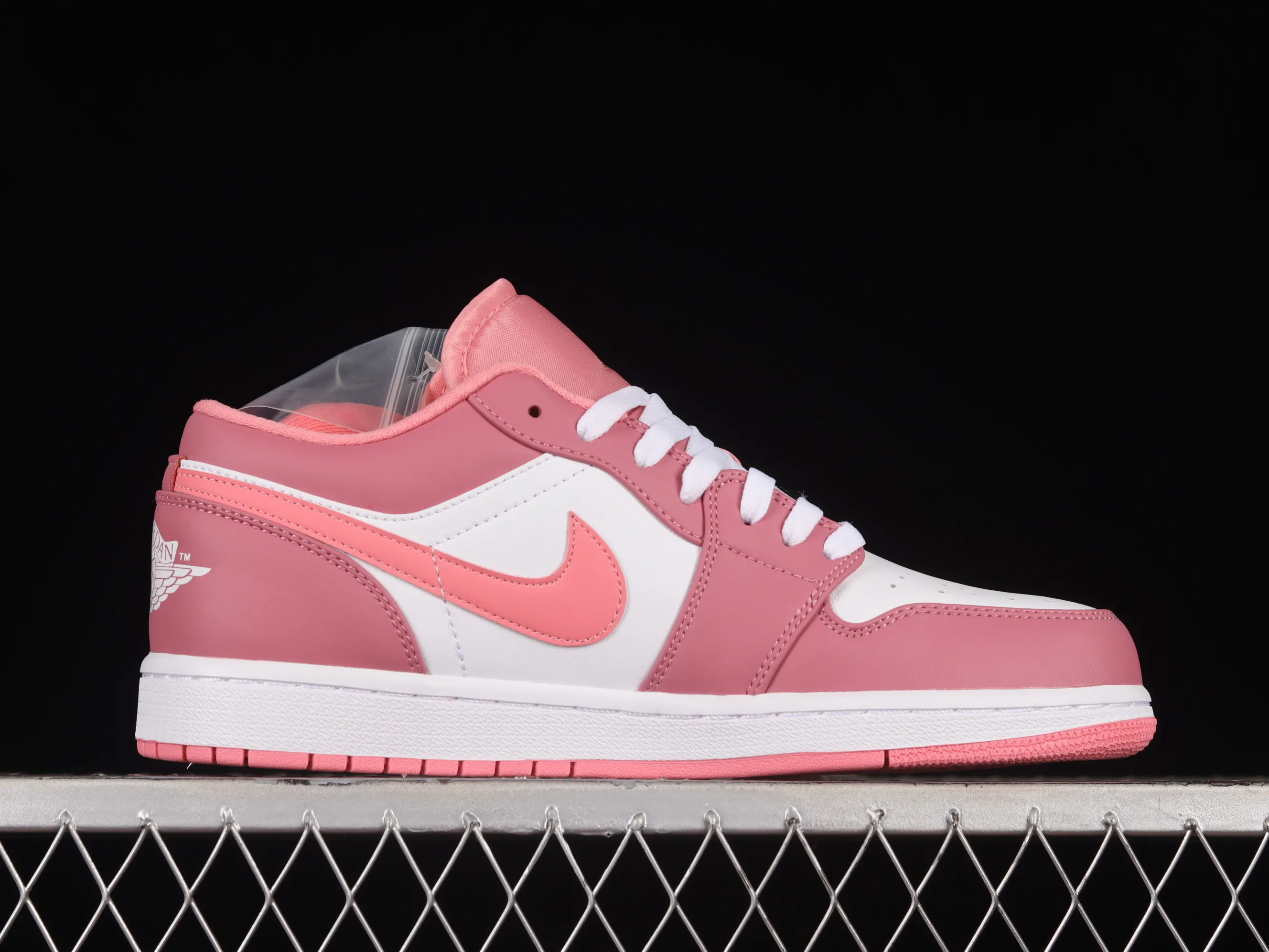 All categories Air Jordan Jordan series basketball shoes Air Jordan 1 Low Air Jordan 1 Low "Desert Berry" AJ1 Joe 1 pink and white low-top cultural basketball shoes 553558-616
